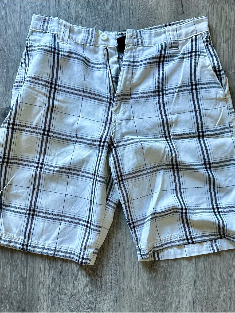 Men's Burnside Black and White Plaid Casual Shorts